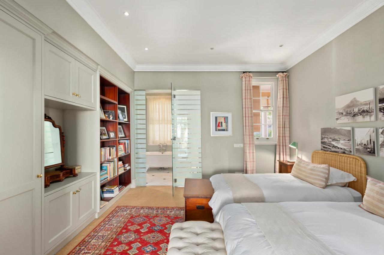 Majestic Ocean View Retreat Apartment Cape Town Exterior photo